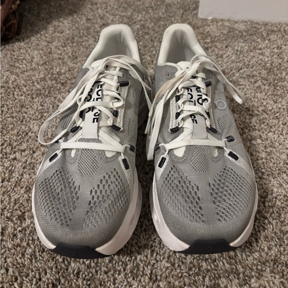 On Cloud Cloudeclipse Shoes - Picture 2 of 11